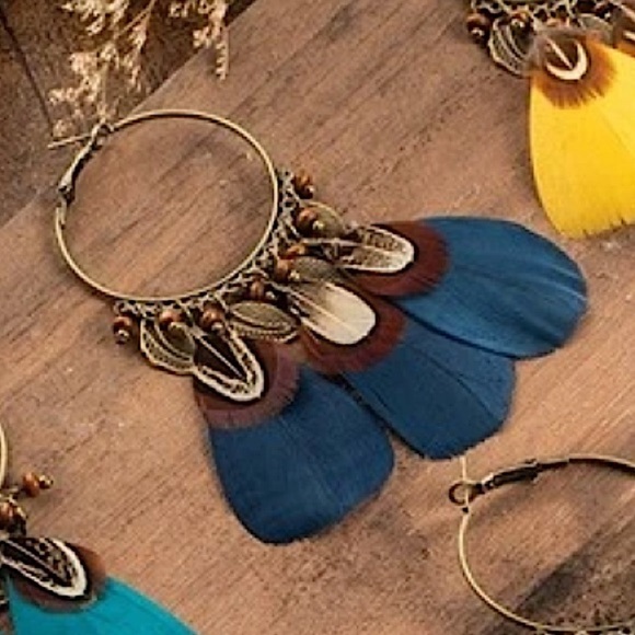 Boho Hoop Feather Tassel Drop Fashion Earrings - Picture 2 of 2